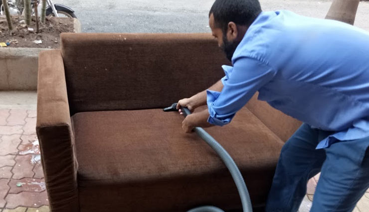 5 ways to clean the sofa,cleaning sofa tips,tips to clean sofa,sofa set cleaning,household tips,home decor tips