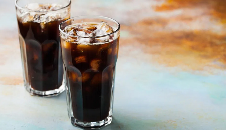 clearer skin,juice,cow milk cheese,canned soup,chips and wafers,soft drinks and colas,Alcohol,food to avoid for clear skin,skin care tips,beauty tips,summer beauty tips