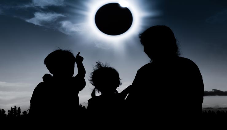 इन 4 राशि वालों के लिए अशुभ रहेगा साल का अंतिम सूर्य ग्रहण