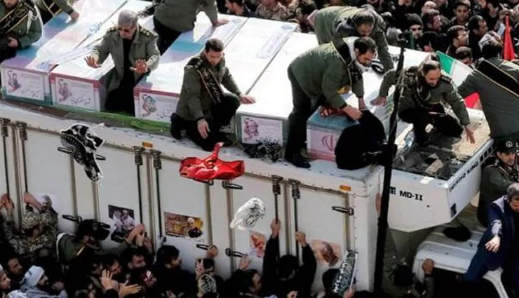 iran,military commander qasim soleimani,funeral,stampede,us airstrike,news,news in hindi