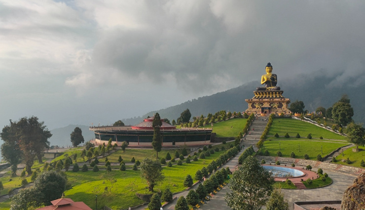 solo travel destination,places for solo travel destination,italy,india,australia,france,japan,spain