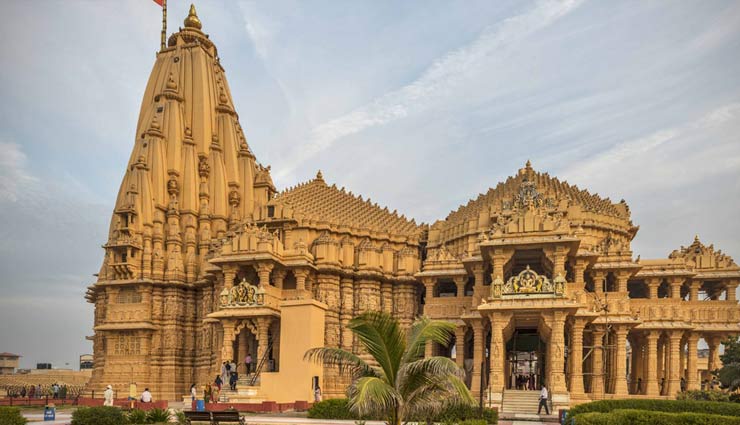 somnath temple,gujarat tourism,travel,holidays,places to visit near somnath,places to visit in gujarat