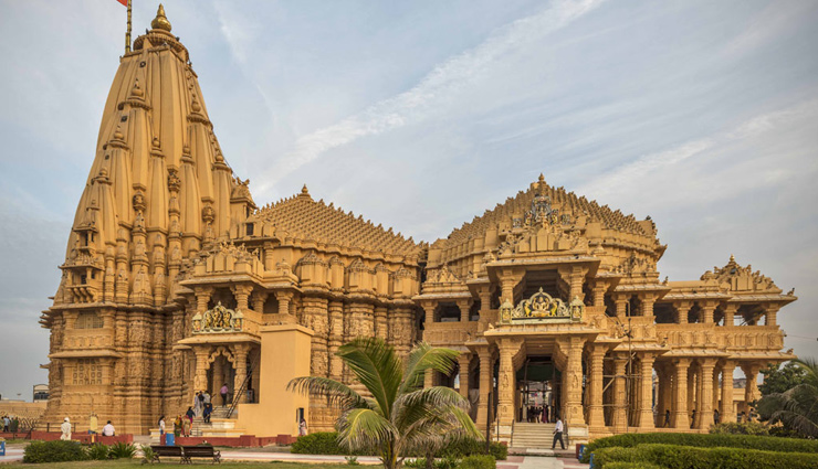 hindu temples destroyed by mughals