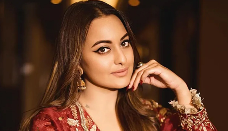 sonakshi sinha,actress sonakshi sinha,luv sinha,kussh sinha,shatrughan sinha,poonam sinha,sonakshi brothers,zaheer iqbal