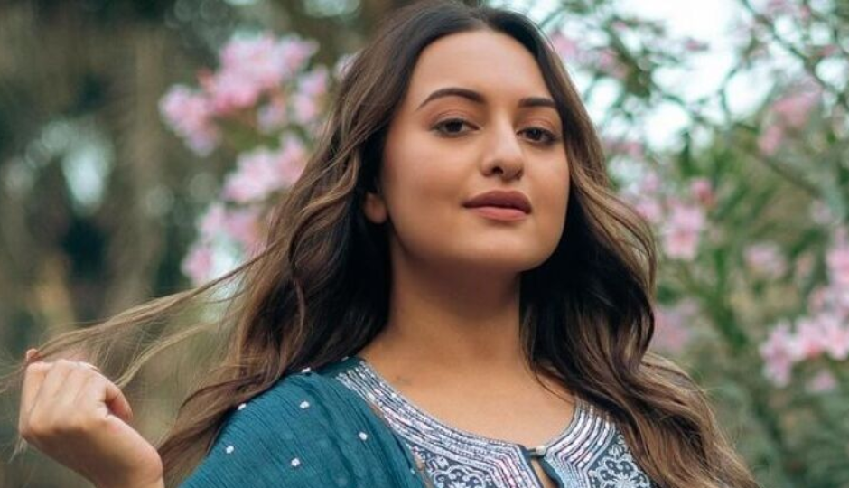 2 News : ‘जटाधारा’ के टीजर में दिखा सोनाक्षी का रौद्र अवतार, ऐश्वर्य ठाकरे की ‘निशानची’ का टीजर भी आया सामने