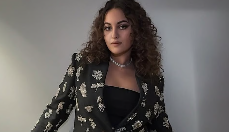 बगैर इजाजत Photos का इस्तेमाल करने पर ब्रांड्स पर भड़कीं सोनाक्षी, एक्शन की चेतावनी के साथ लिखी लंबी-चौड़ी पोस्ट