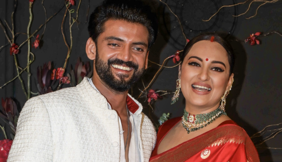 2 News : सोनाक्षी ने बताया वह लोगों को इसलिए लगती हैं प्रेग्नेंट, ‘मेट्रो इन दिनों’ की स्पेशल स्क्रीनिंग में पहुंचे ये सितारे