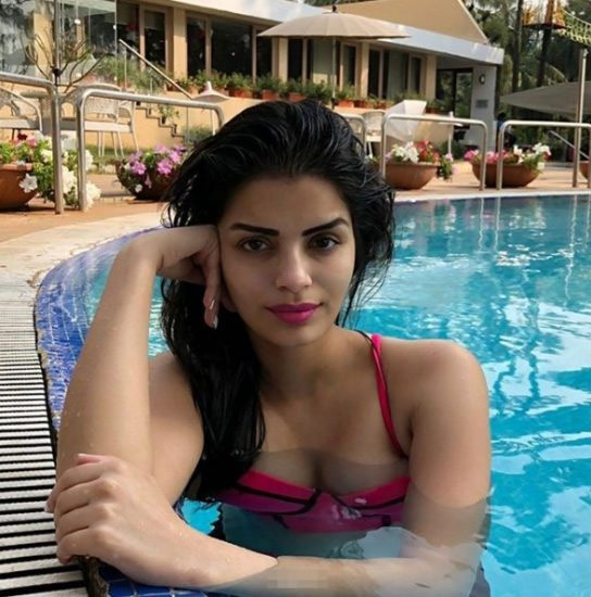 bigg boss,sonali raut,viral photo,social media