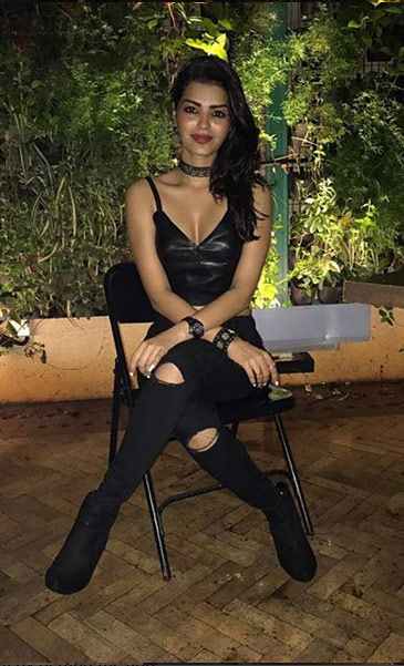 sonali raut,sonali raut instagram pics,sonali raut viral pics,viral pics