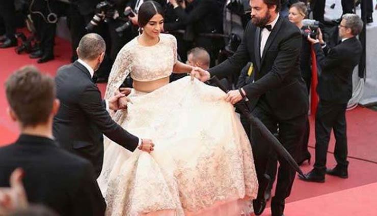 Cannes के रेड कारपेट पर छाया सोनम कपूर का देसी लुक, पहले ही दिन जीता लोगों का दिल