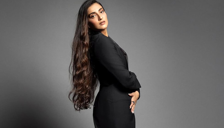 6 DIY Ways To Get Long Hair Like Sonam Kapoor in Summers