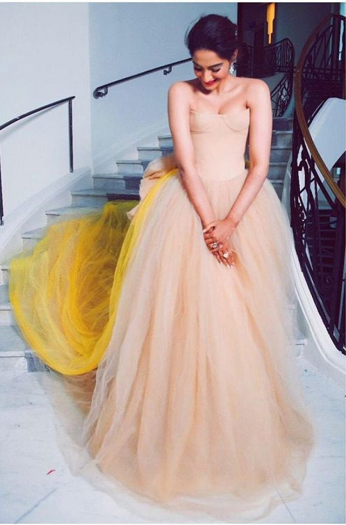 cannes film festival 2018,sonam kapoor,bollywood