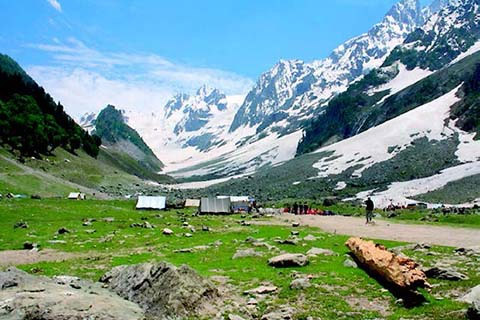 breathtaking places,kashmir,places to visit in kashmir,hill stations in kashmir,srinagar,gulmarg,sonamarg,leh,kupwara