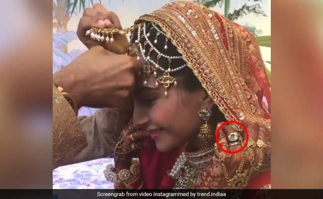 bollywood,sonam kapoor,anand ahuja,honeymoon