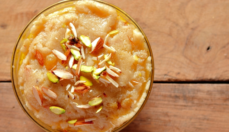 sooji halwa recipe,semolina halwa cooking guide,indian dessert sooji halwa,step-by-step halwa preparation,quick sooji halwa method,best semolina halwa recipe,homemade sooji halwa tips,delicious halwa with semolina,traditional indian halwa preparation,easy sooji halwa cooking steps,saffron sooji halwa recipe,nuts and cardamom sooji halwa,sweet semolina dessert guide,perfect sooji halwa for beginners,sooji halwa garnish ideas