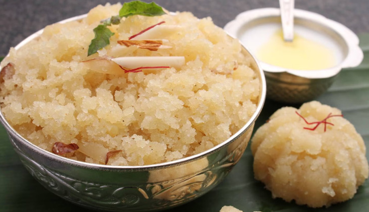 sooji halwa recipe,how to make sooji halwa,easy sooji halwa,indian dessert recipes,semolina sweet dish,quick sooji halwa,festive indian sweets,homemade sooji halwa,traditional sooji halwa,delicious halwa recipe