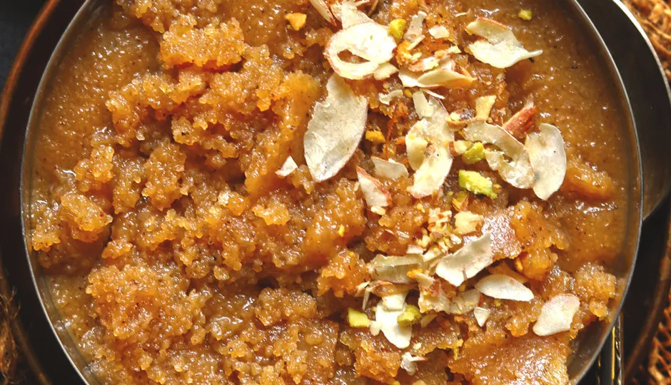 नाश्ते में मीठा खाने का मन हो तो तुरंत बनाएं सूजी का हलवा, खाने से मिलेगा जन्नत जैसा अहसास #Recipe