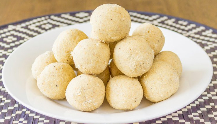 Diwali Recipe - Celebrate Festival With Sooji Ladoo
