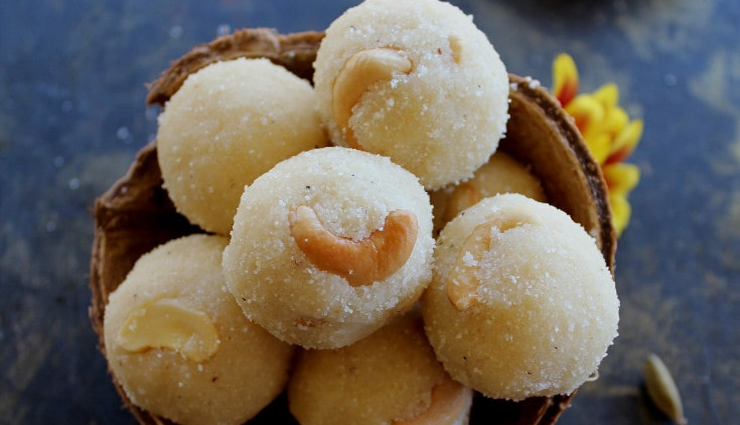 Recipe- Winter Special Sooji Ladoo