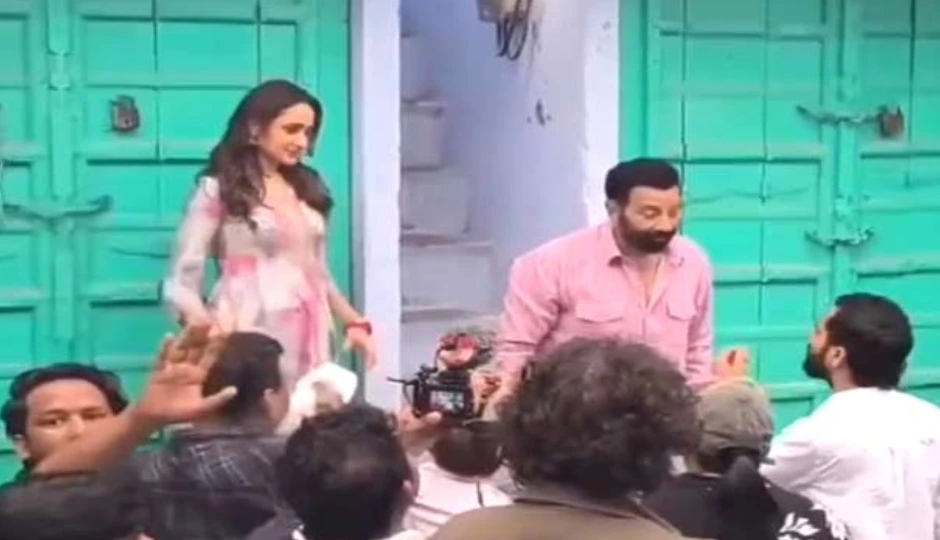 सनी देओल की ‘सूर्या’ को मिली अपनी हीरोइन — प्रज्ञा जायसवाल की एंट्री हुई कन्फर्म, जयपुर शूट का वीडियो हुआ वायरल