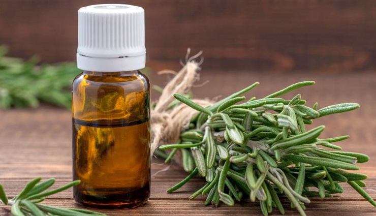 lavender essential oil,rosemary essential oil,thyme essential oil,ginger essential oil,eucalyptus essential oil,peppermint essential oil,helichrysum essential oil,sandalwood essential oil,essential oils,essential oils to treat muscle pain,muscle pain treatment,Health tips,fitness tips