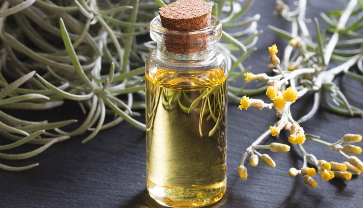 lavender essential oil,rosemary essential oil,thyme essential oil,ginger essential oil,eucalyptus essential oil,peppermint essential oil,helichrysum essential oil,sandalwood essential oil,essential oils,essential oils to treat muscle pain,muscle pain treatment,Health tips,fitness tips