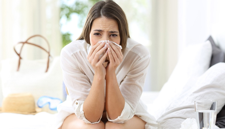 5 Home Remedies To Treat Sore Throat During Summers