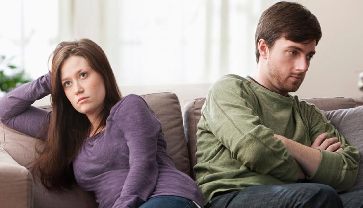 झगड़े के बाद जरूरी हैं रूठे पार्टनर को मनाना, इस तरह मांगे माफी