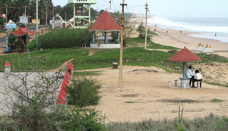 kanyakumari,trip to kanyakumari,offbeat places in kanyakumari,thanumalayan temple,padmanabhapuram palace,thirparappu falls,sothavilai beach,tsunami monument,travel,tourism,travel tips