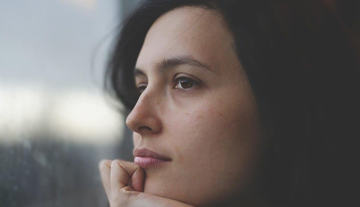 signs your soulmate is thinking of you,soulmate connection signs,soulmate telepathy,feeling your soulmates presence,soulmate thoughts,psychic connection soulmate,intuitive signs of soulmate thinking,unexpected signs of soulmate connection,emotional signs of soulmate bond,soulmate energy