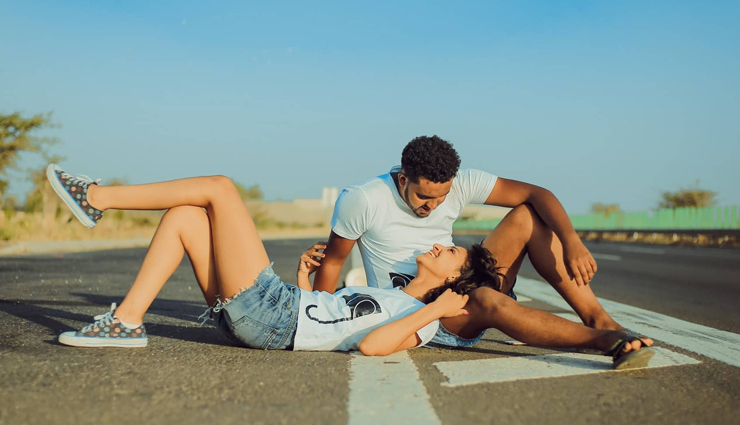 unusual soulmate signs,weird soulmate signs,unexpected soulmate signs,strange signs of a soulmate,mystical soulmate signs,soulmate connection,soulmate synchronicities,signs youve met your soulmate,deep soulmate connection,spiritual soulmate signs