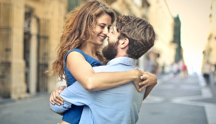 soulmates and unconventional signs,unusual soulmate indicators,peculiar signs of soulmates,identifying a soul connection,cosmic bond in relationships,profound emotional connection signs,unconventional soul connection signs,extraordinary bond indicators,soulmates and parallel dreams,identical thoughts in relationships,comfort levels in soul connections,spiritual bonds in relationships,emotional alignment in soulmates,unique communication styles in relationships,animal intuition and soulmates,childhood imaginary friends in relationships,repeating numbers and symbols in soul connections,niche shared interests in soulmates