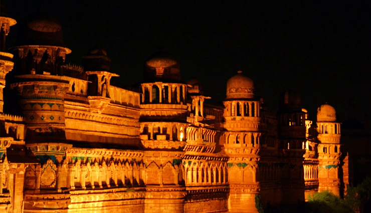 gwalior fort madhya pradesh,citadel of history and splendor,majestic gwalior fort,historical landmark in madhya pradesh,architectural marvels of gwalior fort,religious wonders of gwalior fort,panoramic views from gwalior fort,gwalior fort sound and light show,exploring the magnificence of gwalior fort,gwalior fort tourism in madhya pradesh