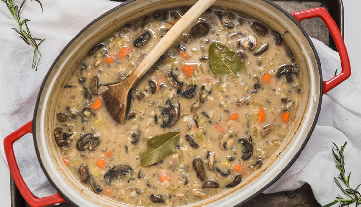 creamy mushroom wild rice soup recipe,soup recipe,hunger struck,food,healthy food recipe