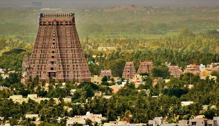 temples in south india,south india,temples in india,india,the srirangam temple,tamil nadu,ramanathaswamy temple,meenakshi amman temple,laxmi narayani golden temple,brihadeeswarar temple