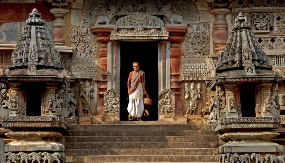 10 Places for Spiritual Tour in South India