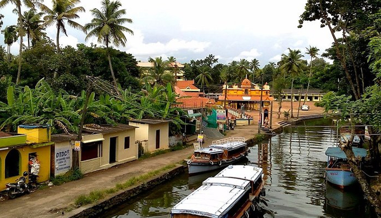 south india,places to visit in south india,places in south india in august,athirappally,chikmagalur,wayanad,kumarakom,kanyakumari