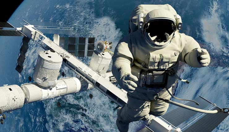 isro,gaganyaan,space,station,loo,potty,urine,astronauts,moon,women,india,america,chandrayaan 2,gaganyaan news in hindi,weird news,weird news in hindi