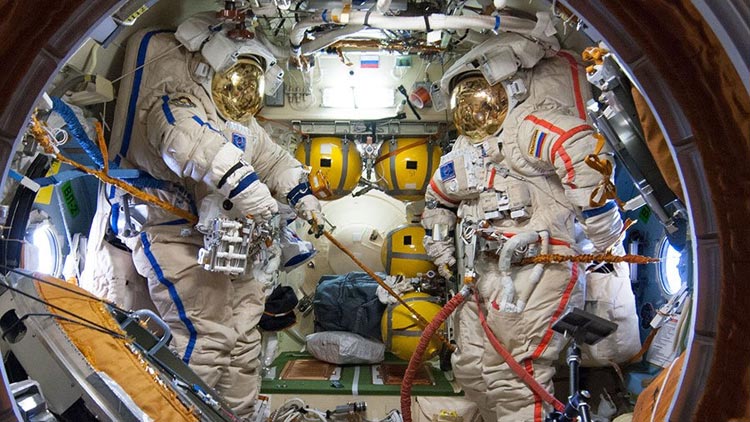 international space station,nasa,iss,spacewalk
