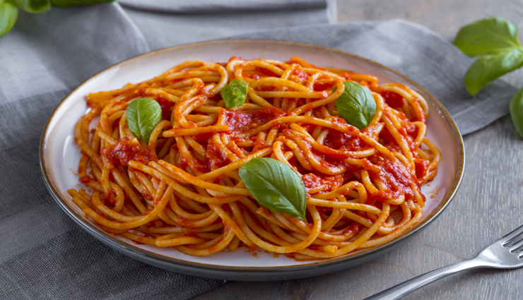 नए साल के पहले दिन स्पेगेटी के साथ स्पेशल बनाए बच्चों का दिन #Recipe 