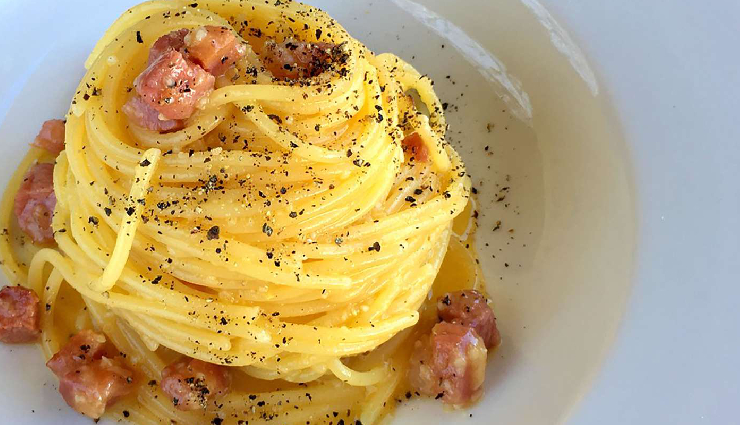 italian iconic foods,must-try italian dishes,italy culinary delights,italian cuisine highlights,traditional italian recipes,italian food exploration,italian gastronomic experience,italian food travel guide,famous italian dishes,best italian food experiences,authentic italian cuisine,italian food tourism,italian culinary heritage,iconic italian flavors,top italian food recommendations,italian food culture,popular italian dishes,italian food adventures,italian food journey,italian cuisine essentials