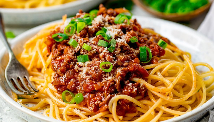 spaghetti bolognese,hunger struck,food,easy recipe