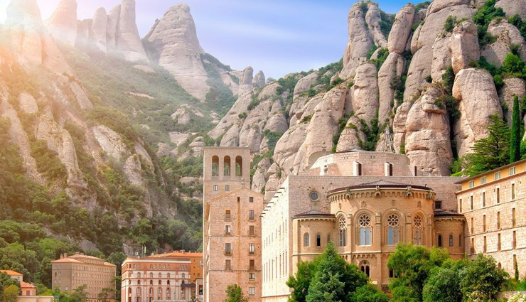 mountains to explore in spain,holiday,travel,tourism