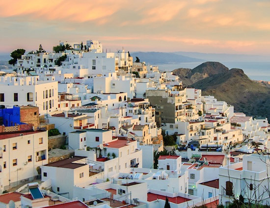 5 Things That Makes Spain The Best Country To Visit