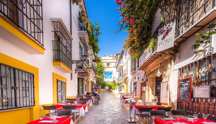 tourist places,foreign tourist places,happiest countries in the world,perfect countries for traveling