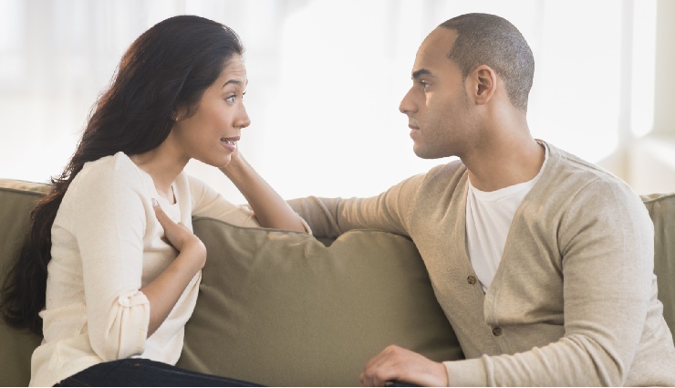 conflict resolution,managing conflict,healthy communication,resolving disagreements,de-escalating conflict,compromise in relationships,conflict management skills,handling tension,effective communication,interpersonal conflict