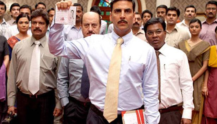 movies of akshay kumar,best movies of akshay kumar,Akshay Kumar,main khiladi tu anari 1994,namastey london 2007,special 26 2013,airlift 2016,toilet-ek prem katha 2017