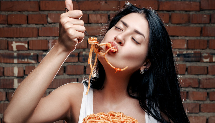 बढ़ते वजन का कारण बनती हैं आपकी ये गलत आदतें, जितनी जल्दी हो लाएं इनमें सुधार weight gain causes,habits that lead to weight gain,reasons for increasing weight,unhealthy habits and weight gain,lifestyle factors and weight gain,weight gain triggers,weight gain prevention tips,breaking bad habits for weight loss,unhealthy behaviors and weight gain,weight gain consequences,common causes of weight gain,habits to avoid for weight management,factors contributing to weight gain,preventing unhealthy weight gain,reasons for unexpected weight gain,lifestyle habits that cause weight gain,detrimental habits for weight control,avoiding weight gain triggers,tips for preventing weight gain,unhealthy behaviors affecting weight