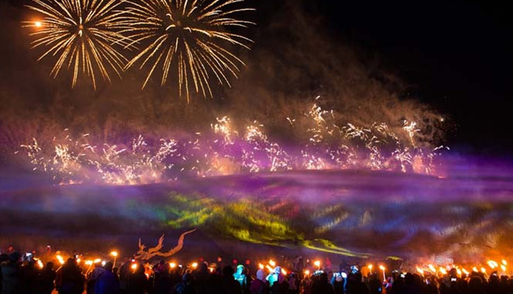 देश ही नहीं विदेशों में भी बनाई जाती है दिवाली, सभी की अपनी अनोखी मान्यताएं holidays,diwali special,country celebrate diwali,nepal,srilanka,myanmar,england,spain,iran