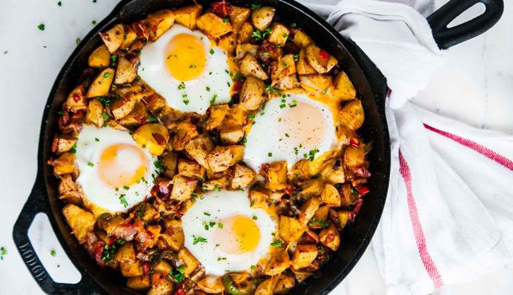 spiced indian potatoes and egg skillet,potato recipes,spicy potatoes,hunger struck,food,easy recipes